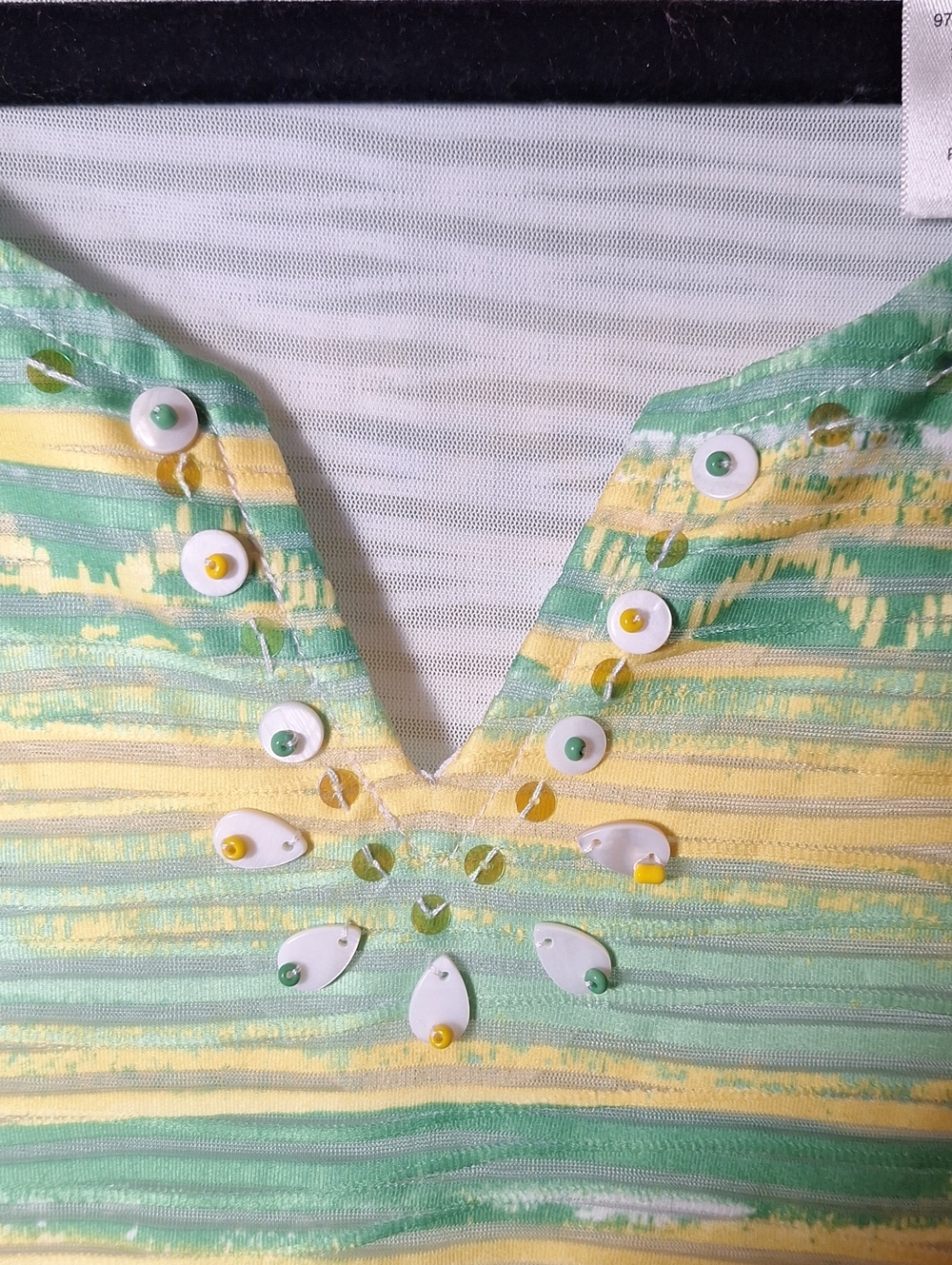 NWT Alfred Dunner Embellished Split Neck Top - Picture 5 of 7